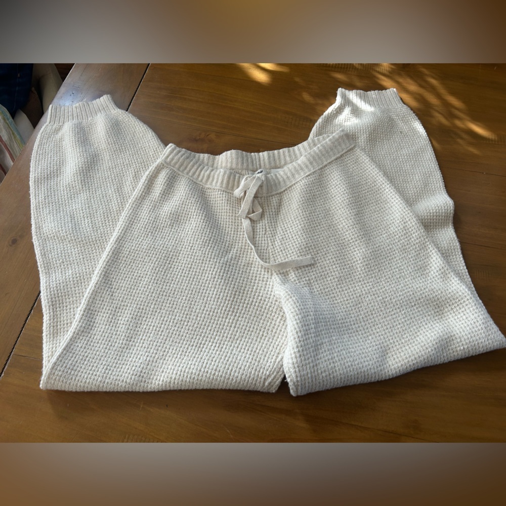 NWOT Aerie Cozy Joggers - Picture 8 of 10